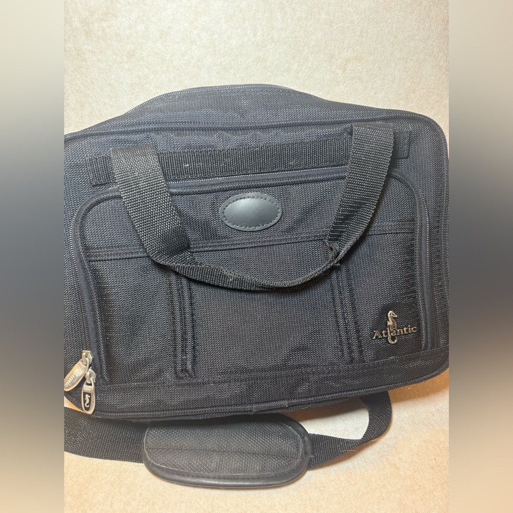 Atlantic Black Travel Shoulder Computer Laptop Electronic Bag 3 Zipper Pockets - Picture 3 of 9